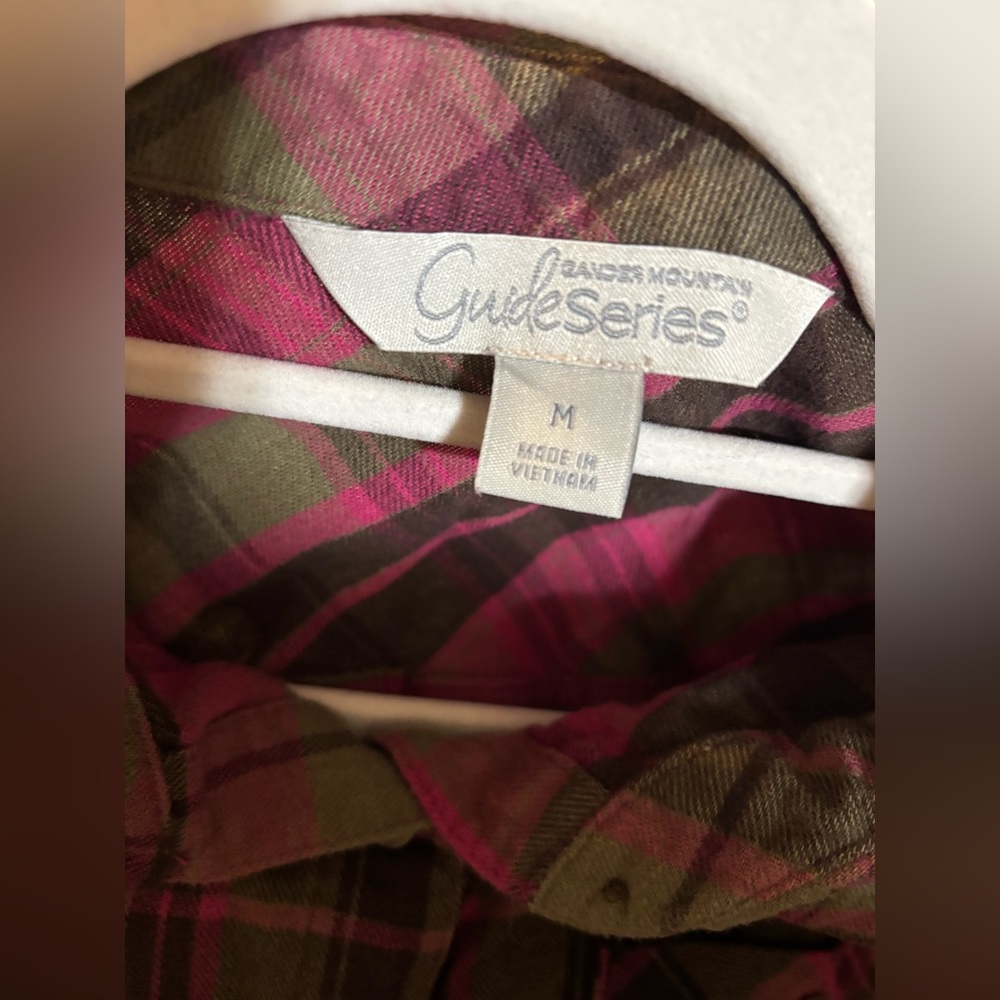 Gander Mountain Guide Series Plaid Flannel Button-Down Shirt Women’s - Picture 3 of 4
